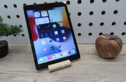 Apple iPad Air 2 - Space Gray - Használt, szép állapot