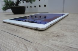  Apple iPad Air 2 - Silver - Használt, szép állapot 