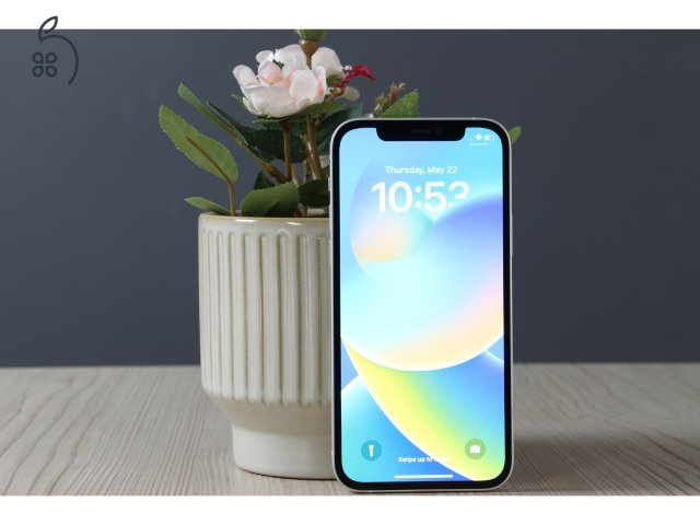 Használt Apple iPhone 12 64GB fehér B US-6132