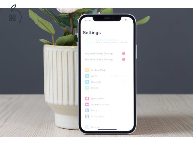 Használt Apple iPhone 12 64GB fehér B US-6132