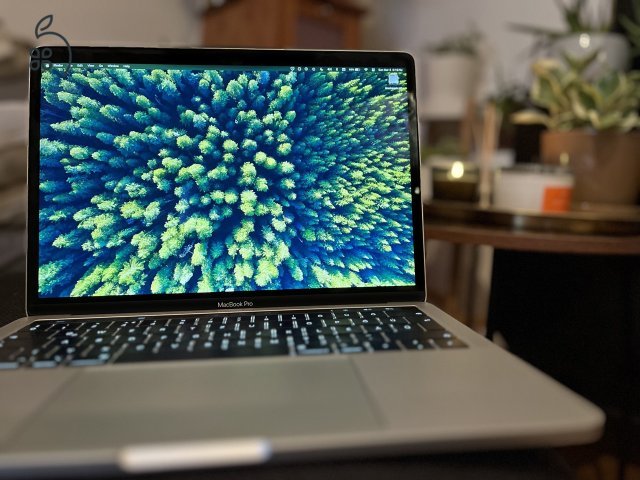 MacBook Pro (13 hüvelykes, 2019, négy Thunderbolt 3 port)