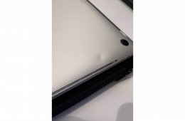 MacBook Pro (13 hüvelykes, 2019, négy Thunderbolt 3 port)