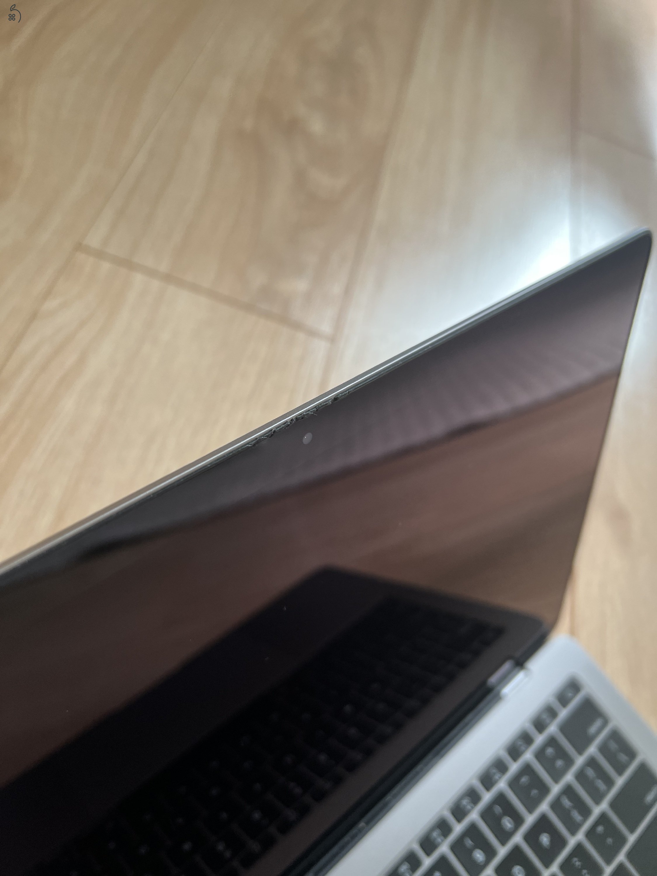 Apple Macbook Pro 13” 2017 128 GB Angol Billentyűzet