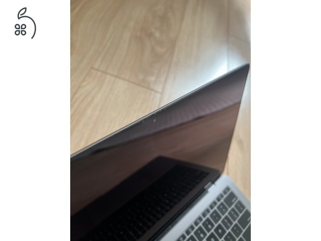 Apple Macbook Pro 13” 2017 128 GB Angol Billentyűzet