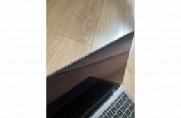 Apple Macbook Pro 13” 2017 128 GB Angol Billentyűzet