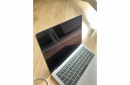 Apple Macbook Pro 13” 2017 128 GB Angol Billentyűzet