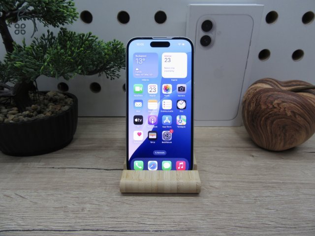Apple iPhone 16 - White - Használt, karcmentes