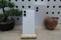 Apple iPhone 16 - White - Használt, karcmentes