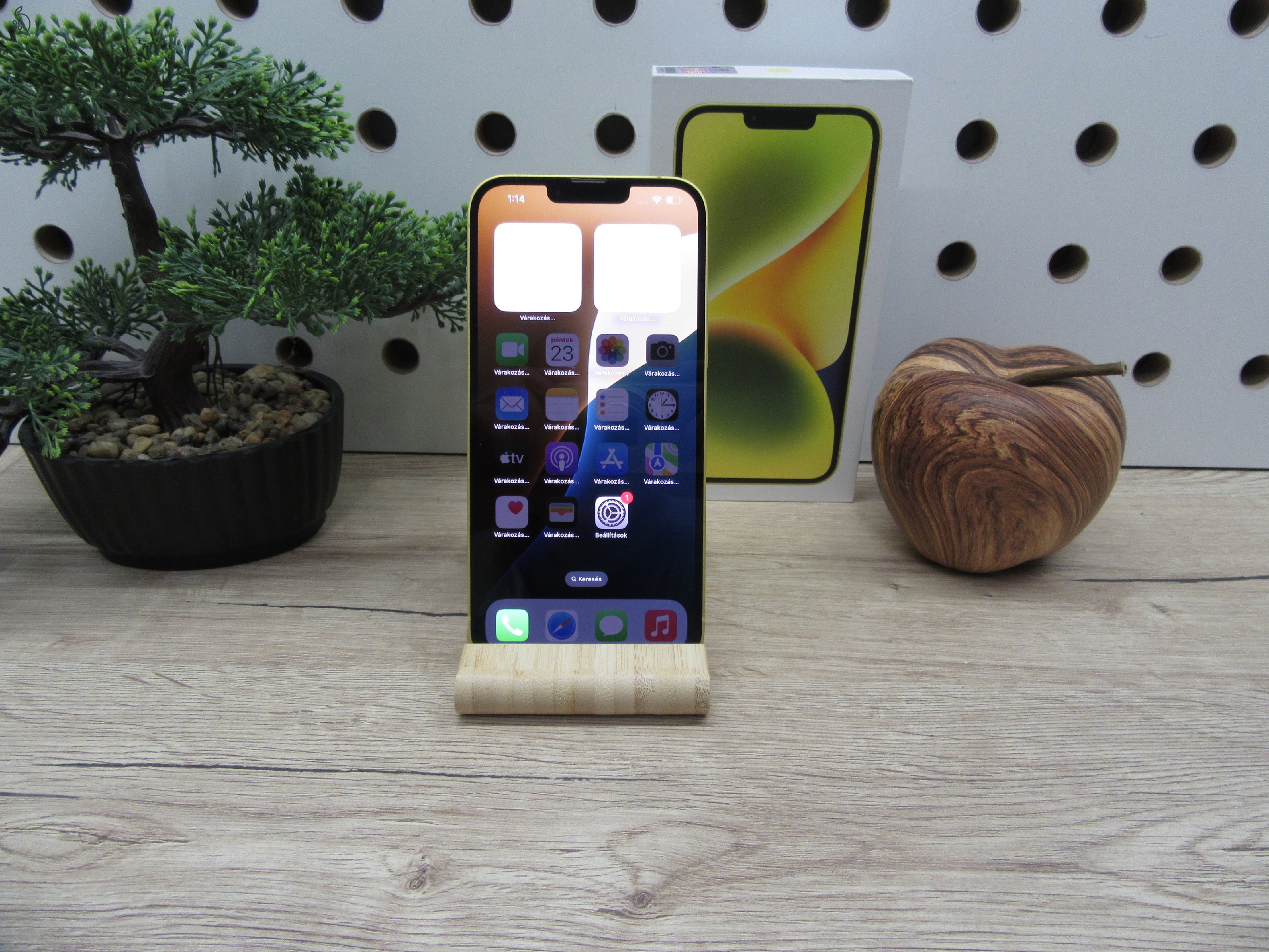 Apple iPhone 14 Plus - Yellow - Használt, karcmentes