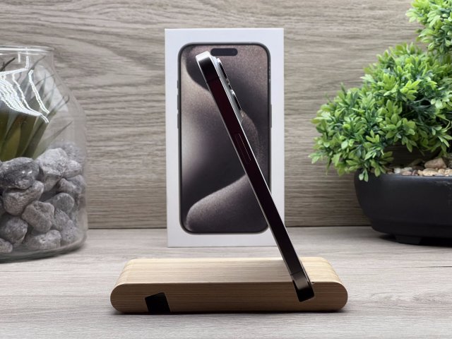 Hibátlan iPhone 15 Pro Natural Titanium 128GB 2 ÉV Garanciával Számlával Aksi 91%