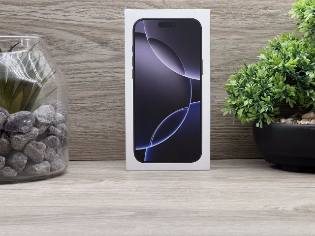 Bontatlan, Új iPhone 16 Pro Max Black Titanium 256GB 2 ÉV Garanciával Számlával Aksi 100%