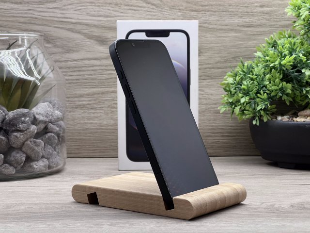 Hibátlan iPhone 16e Black 128GB 2 ÉV Garanciával Számlával Aksi 100%