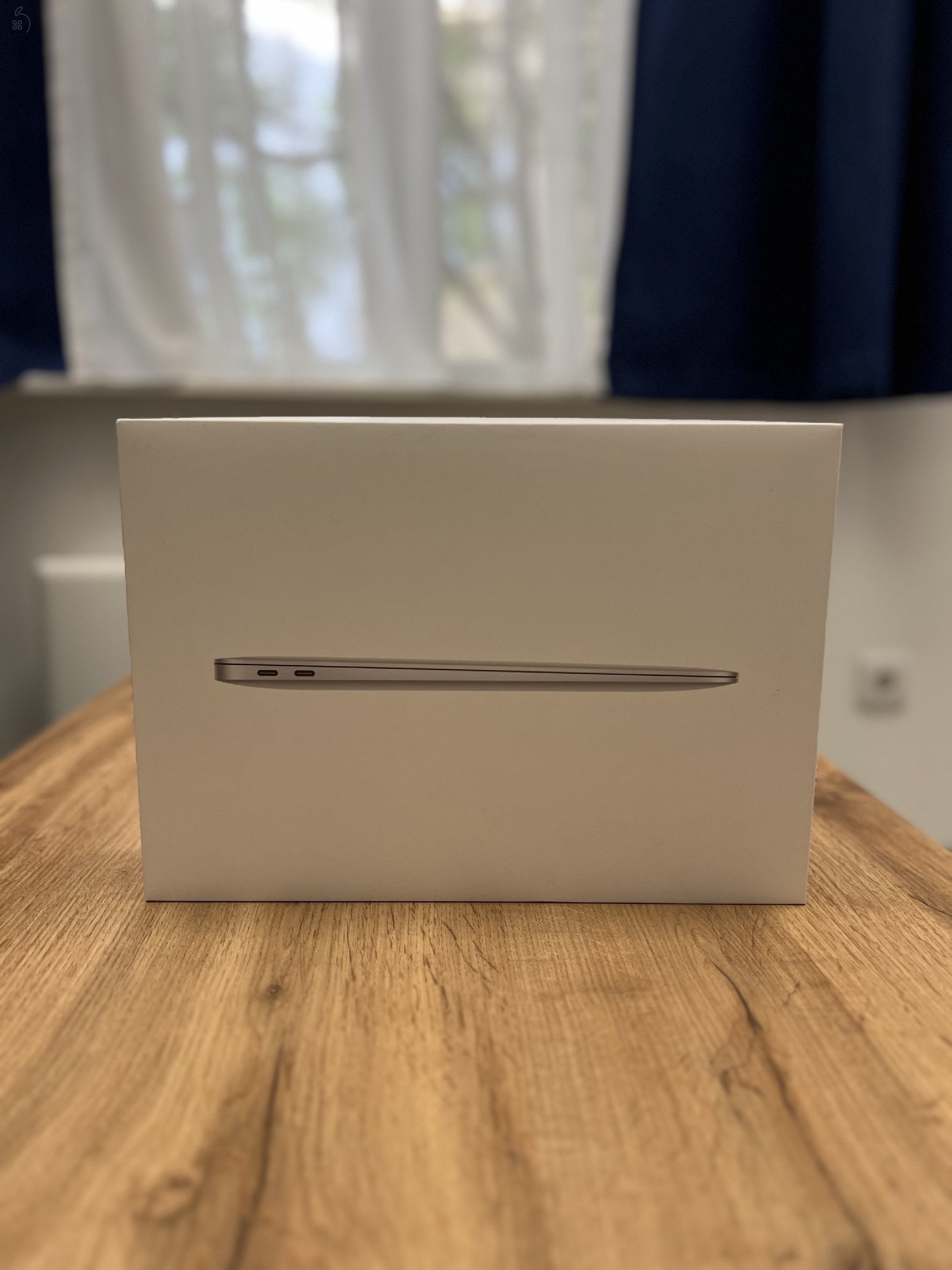 MacBook Air 2020 13” i3 256GB
