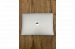 MacBook Air 2020 13” i3 256GB