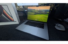 MacBook Pro 16