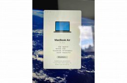 MacBook Air M1, 8 GB RAM, 250 GB tárhely