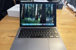 MacBook Air M1 / 8GB / 256GB (szép állapot)