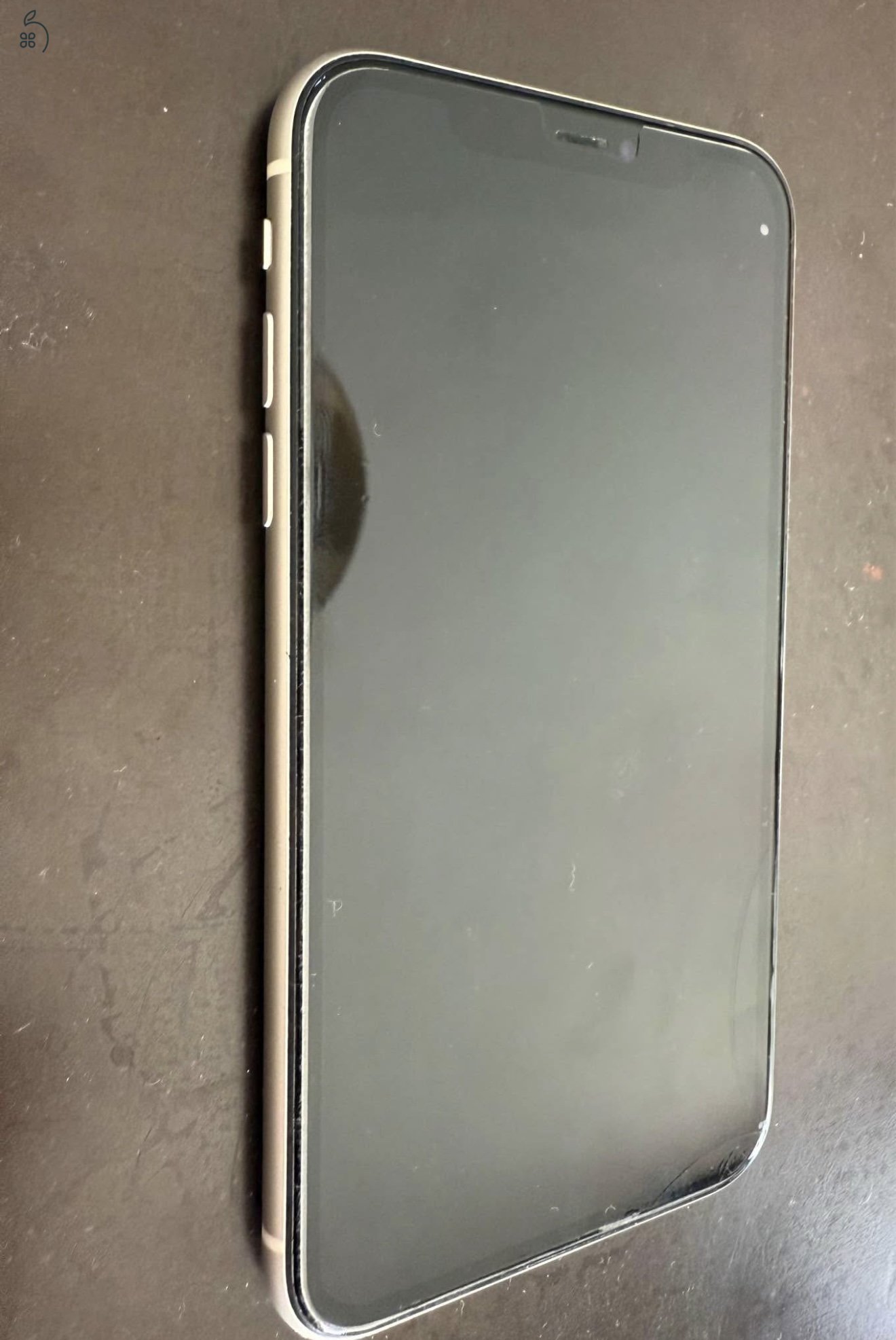 Eladó szép állapotú használt iPhone