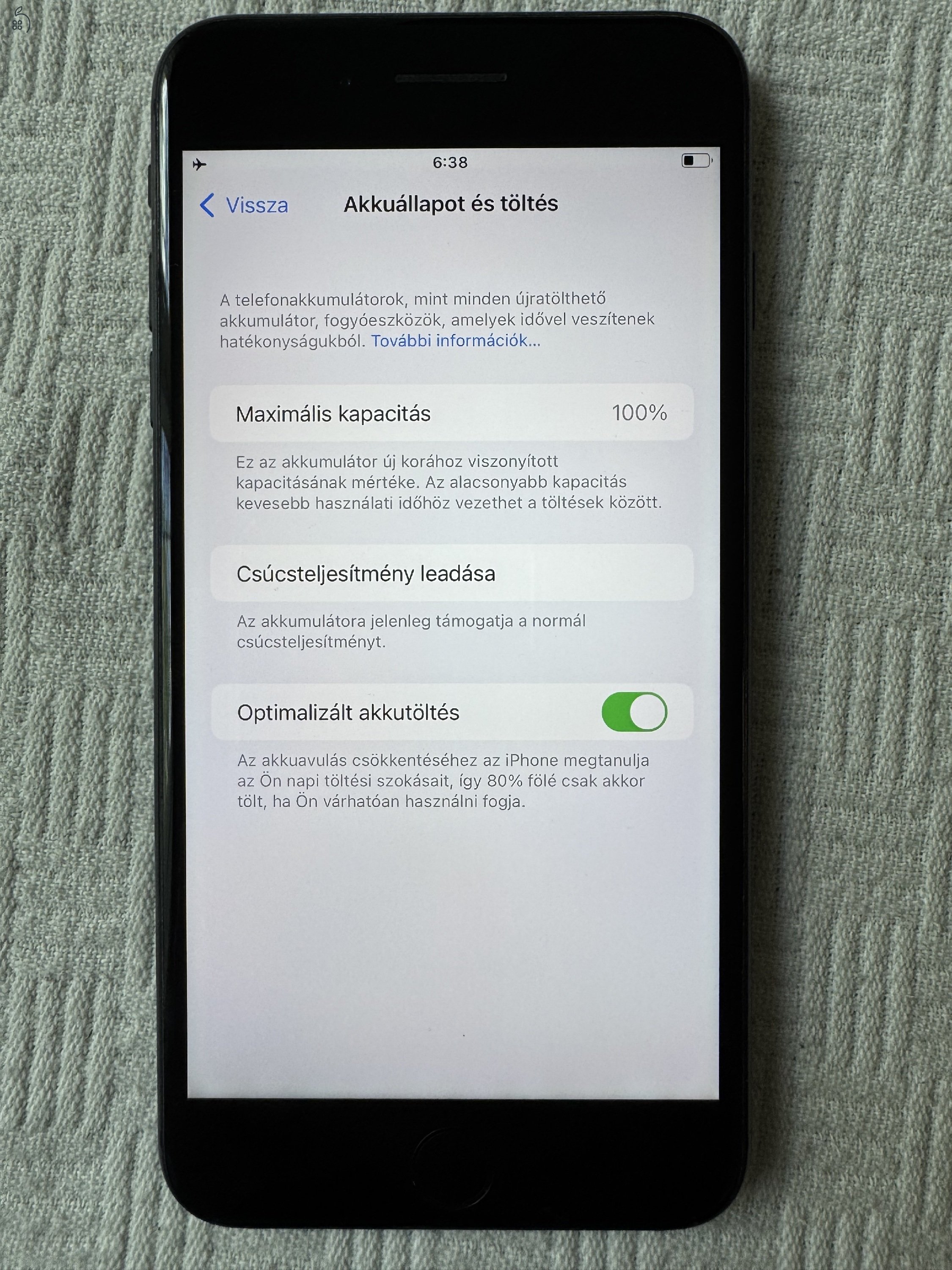 iPhone 8 Plus újszerű állapotban eladó