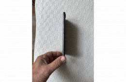 iPhone 8 Plus újszerű állapotban eladó