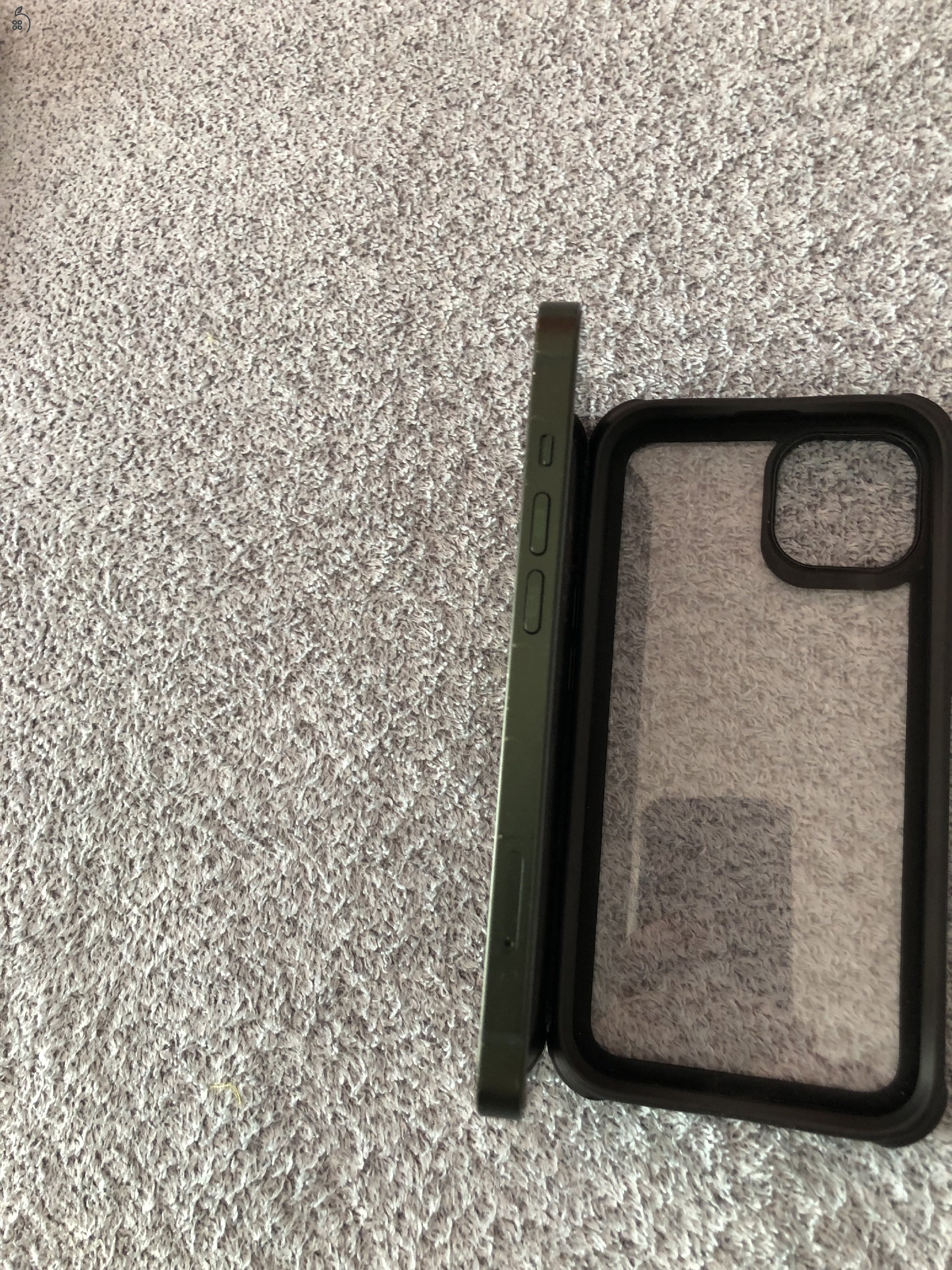 iPhone 13 100% akkumulátor + 2 mobilfoxos tok