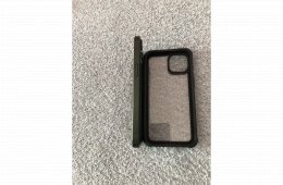 iPhone 13 100% akkumulátor + 2 mobilfoxos tok