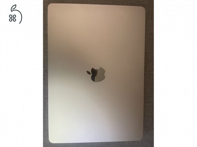Apple MacBook Air 15,3