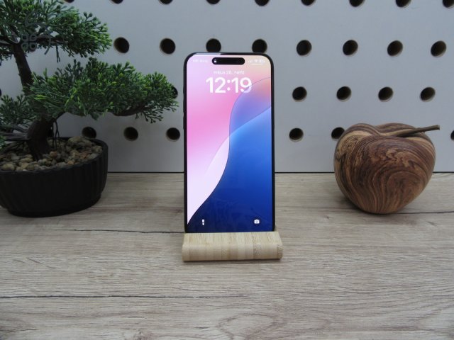 Apple iPhone 15 Pro Max - Black Titanium - Használt, karcmentes