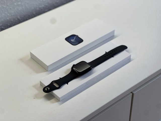 Hibátlan Apple Watch S9 Midnight 45MM 2 ÉV Garanciával Számlával Aksi 100%