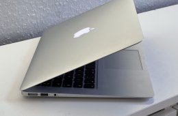 Hibátlan MacBook Air 2017 13 128GB 2 ÉV Garanciával Számlával Aksi 100%