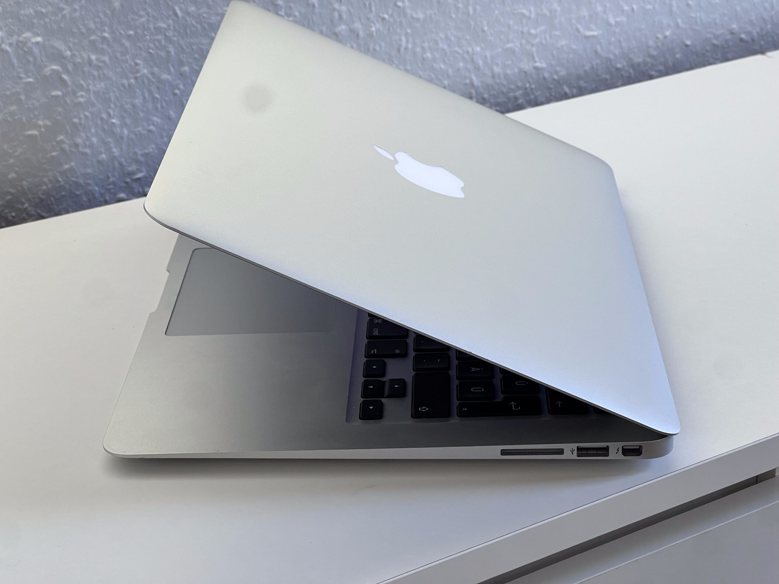 Hibátlan MacBook Air 2017 13 128GB 2 ÉV Garanciával Számlával Aksi 100%