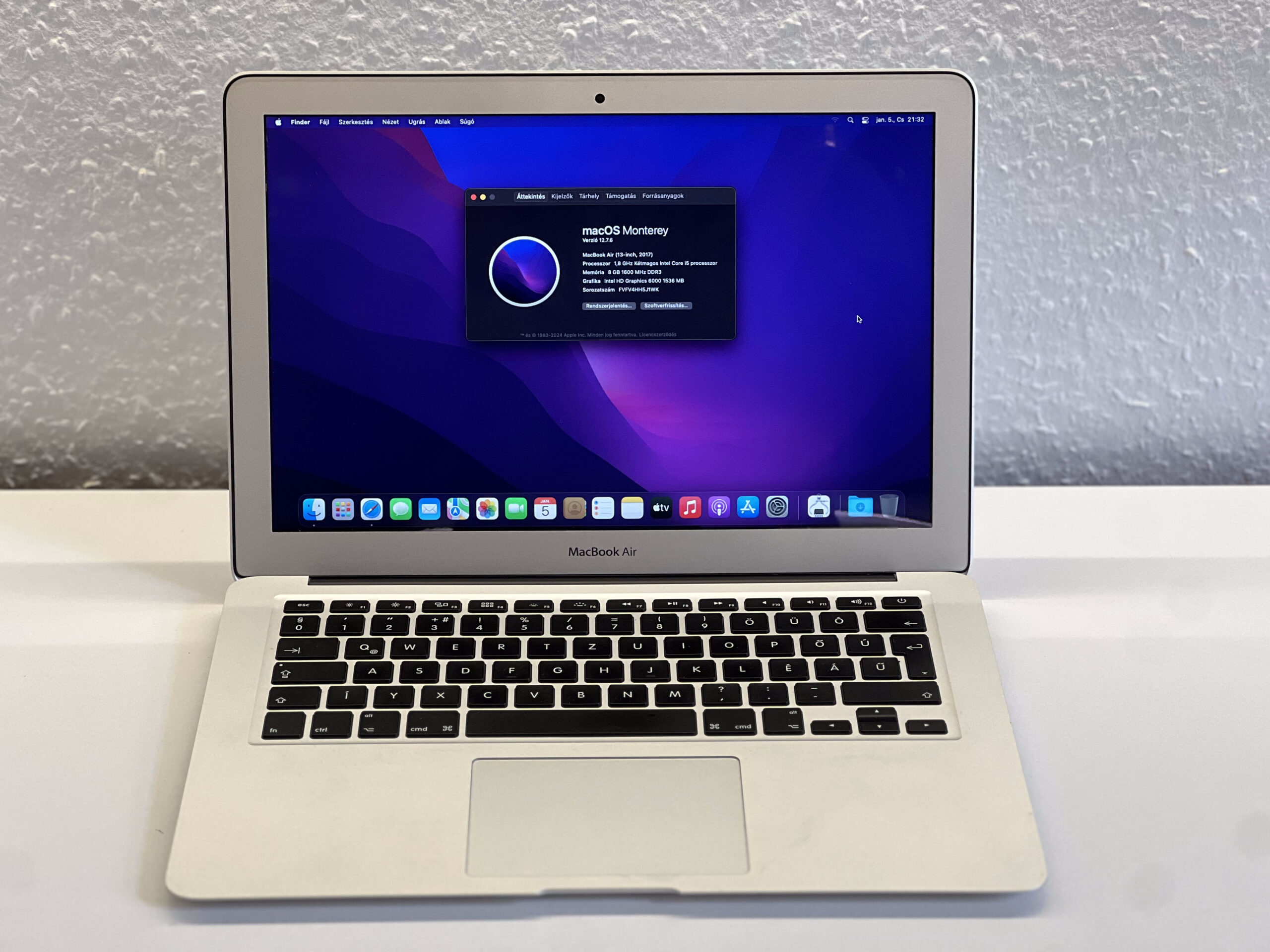 Hibátlan MacBook Air 2017 13 128GB 2 ÉV Garanciával Számlával Aksi 100%