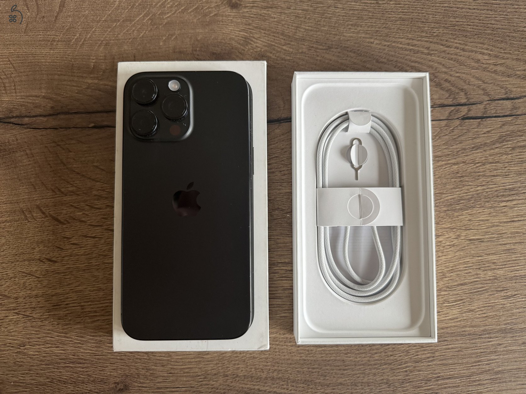 iPhone 16 Pro MAX 256 GB Black Titán - 0 CIKLUS - 100 százalékos Akku - APPLE GARANCIA 