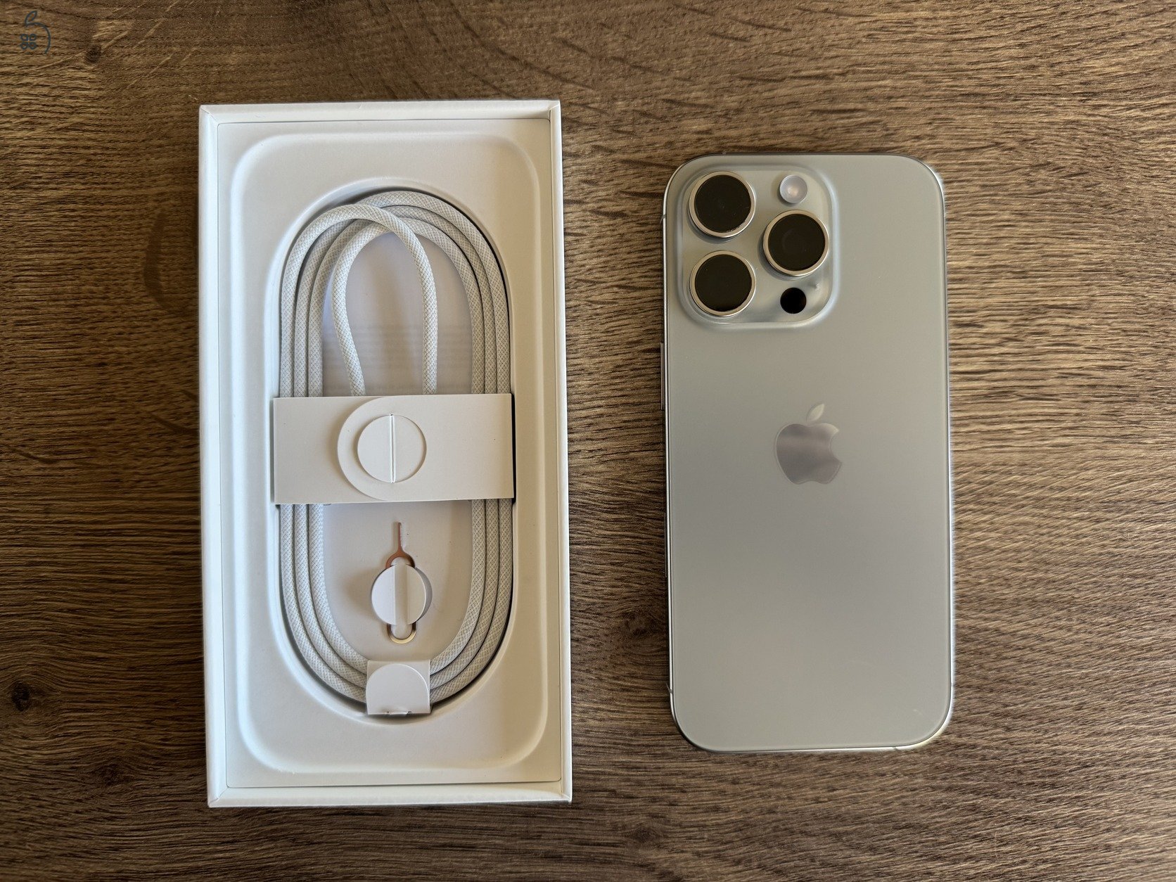 ÚJ ! iPhone 16 Pro 256 GB Natúr Titán - 0 Perces - KÁRTYAFÜGGETLEN - SZOLGÁLTATÓFÜGGETLEN!! 