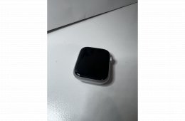 Apple Watch Series 9 (45mm, GPS) Szinte új állapotban