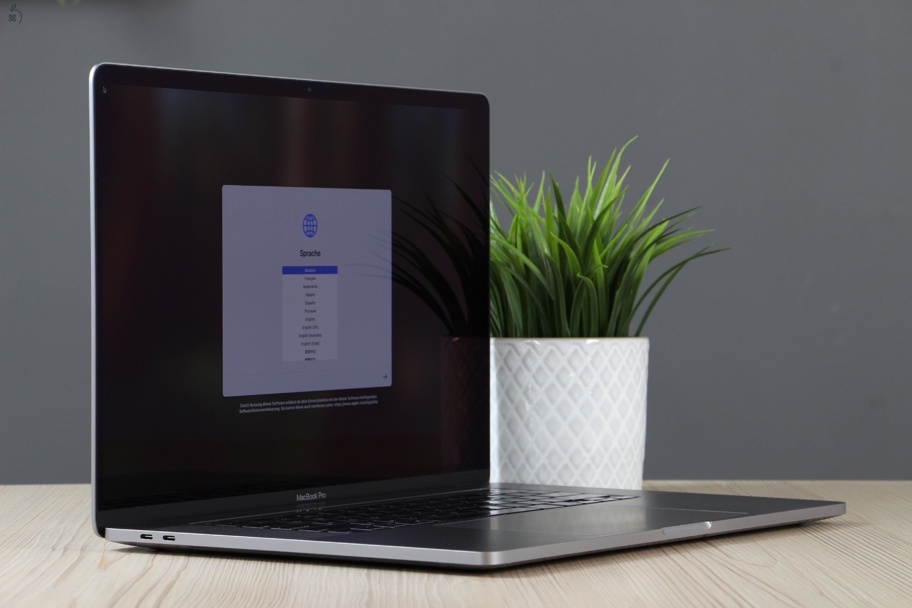 Apple Macbook Pro 16