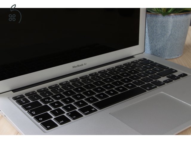 Apple Macbook Air 13