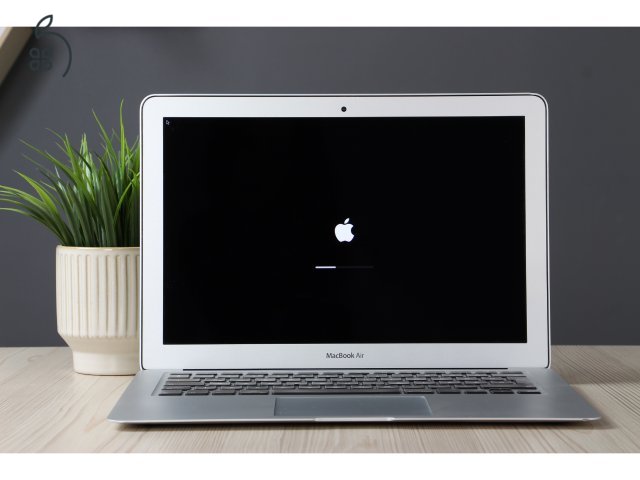 Apple Macbook Air 13