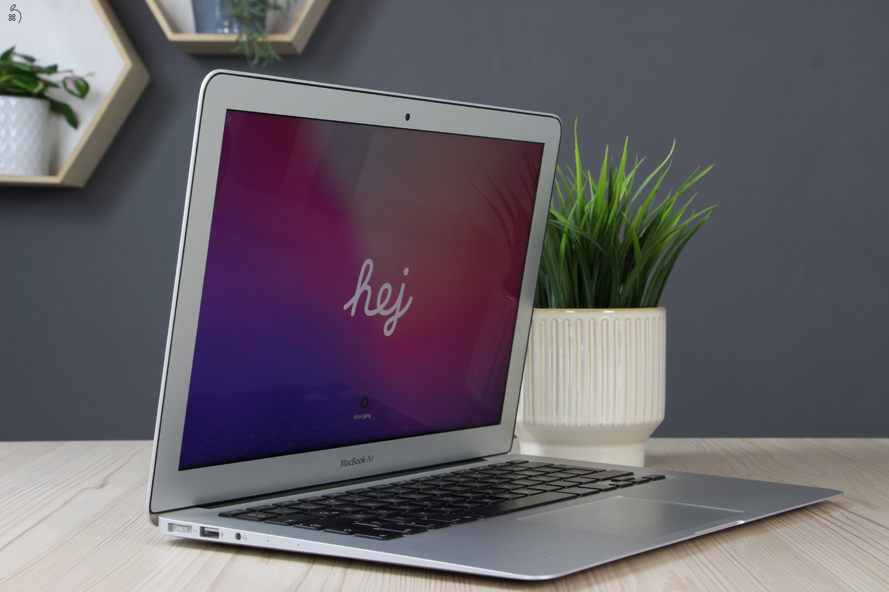 Apple Macbook Air 13