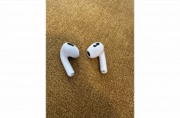 AirPods with MagSafe Charging Case (3rd gen.)