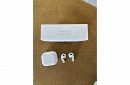 AirPods with MagSafe Charging Case (3rd gen.)