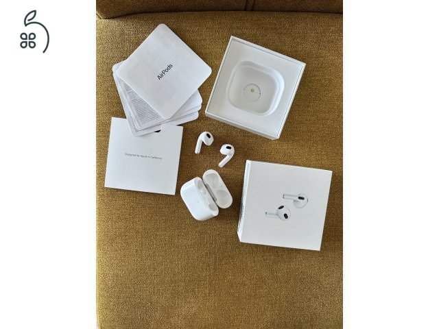 AirPods with MagSafe Charging Case (3rd gen.)