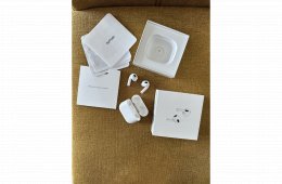 AirPods with MagSafe Charging Case (3rd gen.)