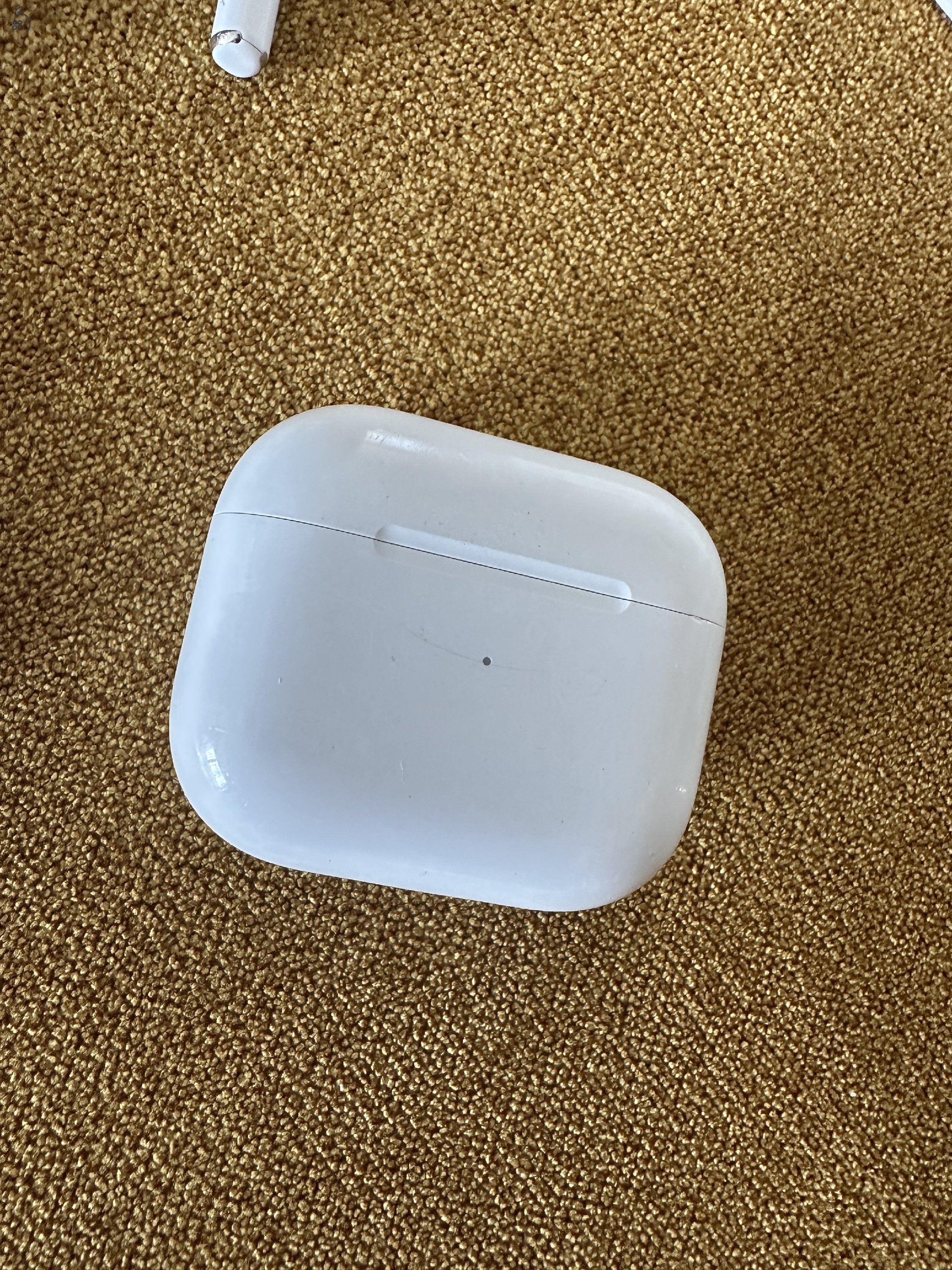 AirPods with MagSafe Charging Case (3rd gen.)