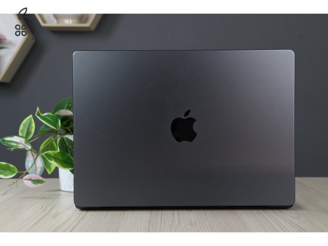 Apple Macbook Pro 14