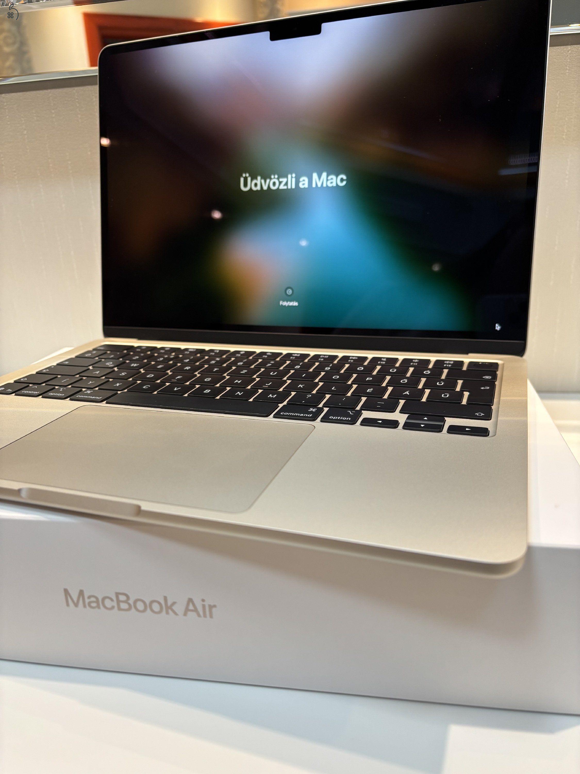 M4 MacBook Air 13” 2025 starlight