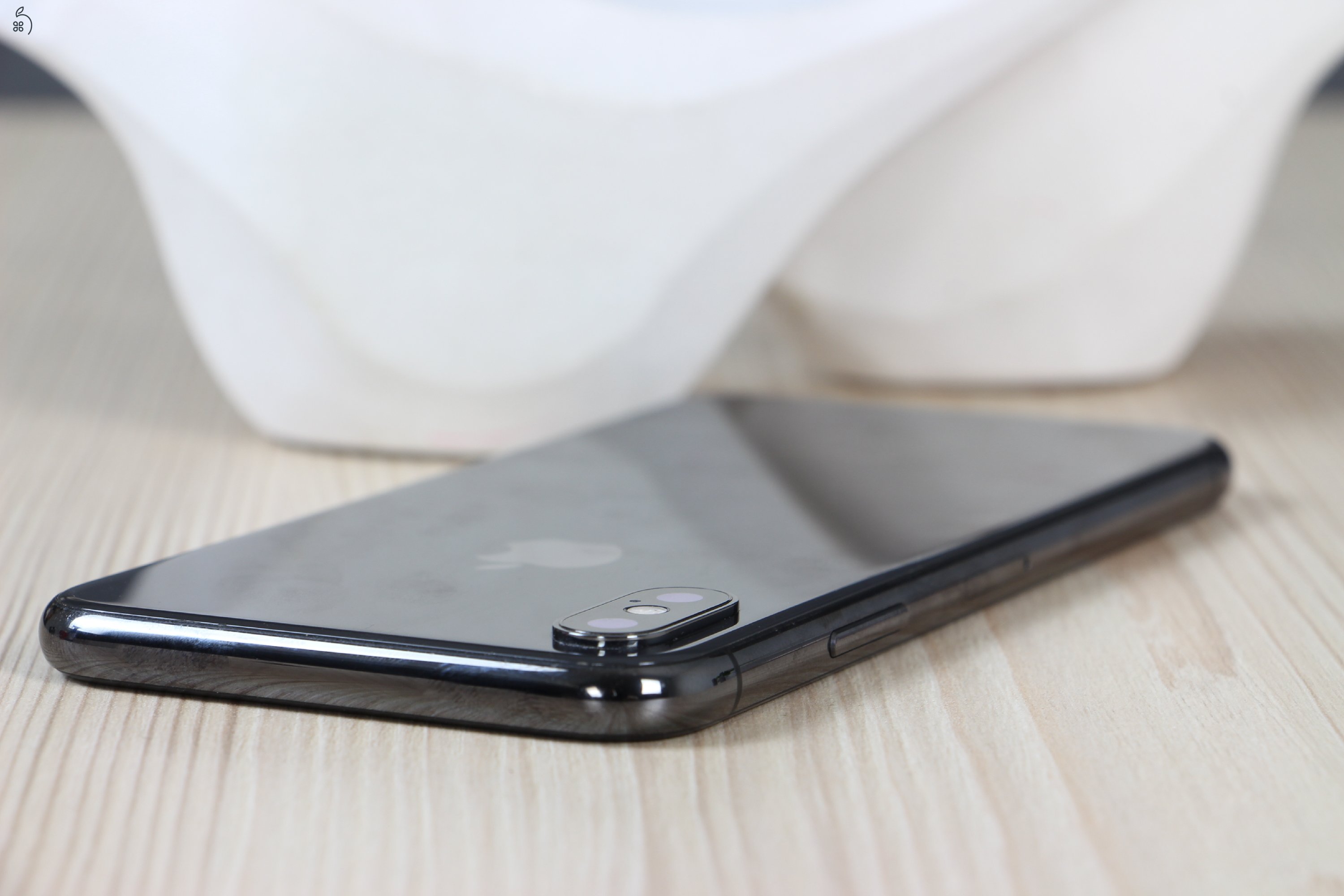 Apple iPhone X 64GB Black B US-6708