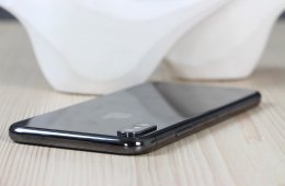 Apple iPhone X 64GB Black B US-6708