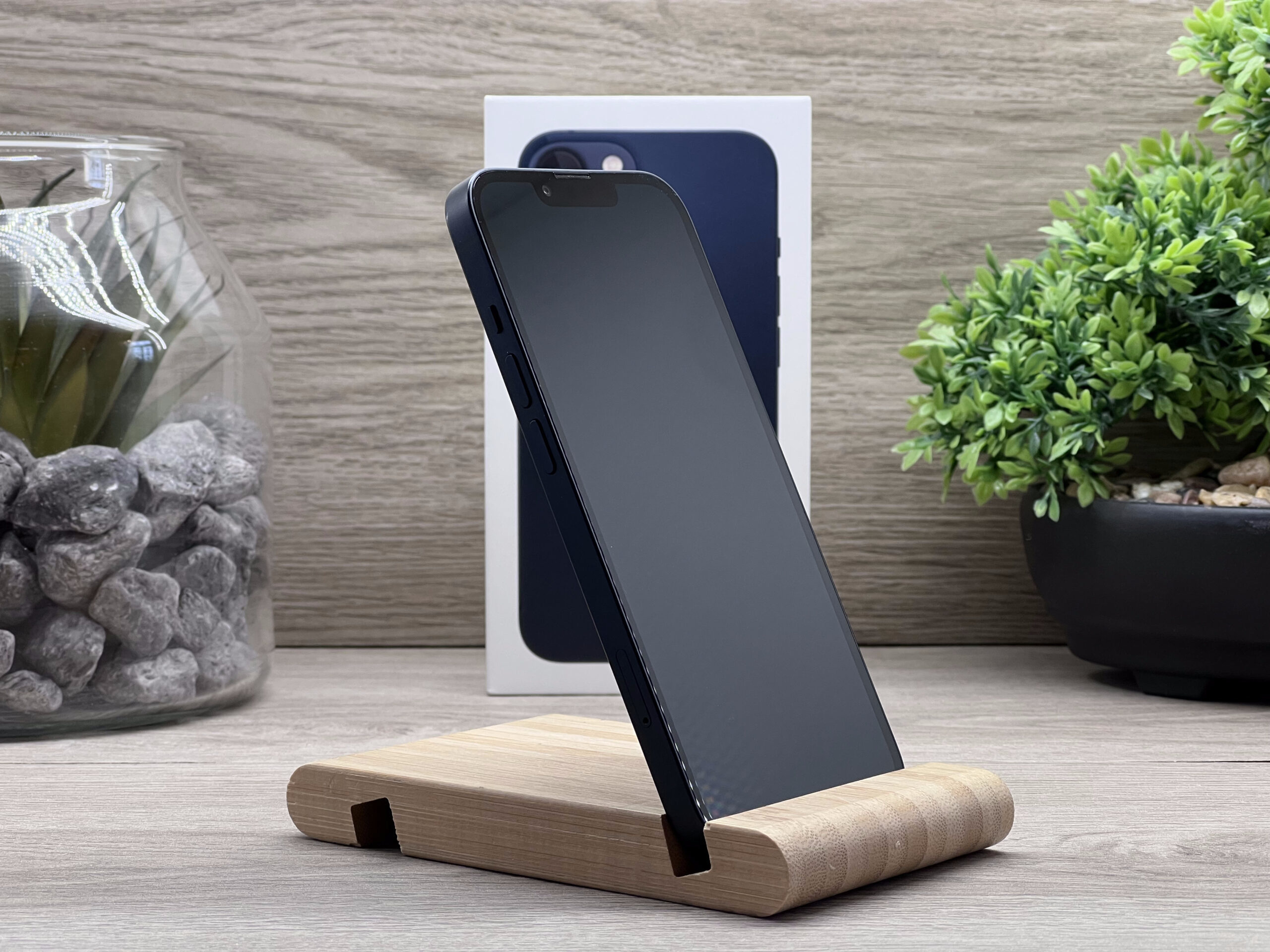 iPhone 13 Midnight 128GB 2 ÉV Garanciával Számlával