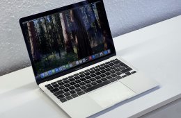 MacBook Air 2020 13 M1 256GB 2 ÉV Garanciával Számlával